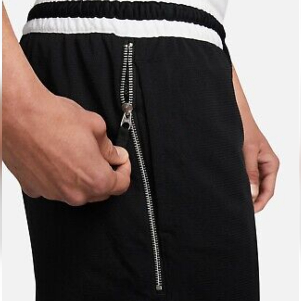 NWT Men's Nike Dri-fit DNA 10" Shorts - Picture 6 of 12